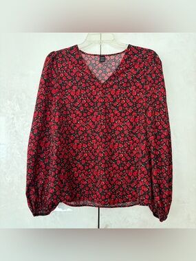 SHEIN Red Rose Print V-Neck Long Sleeve Blouse
